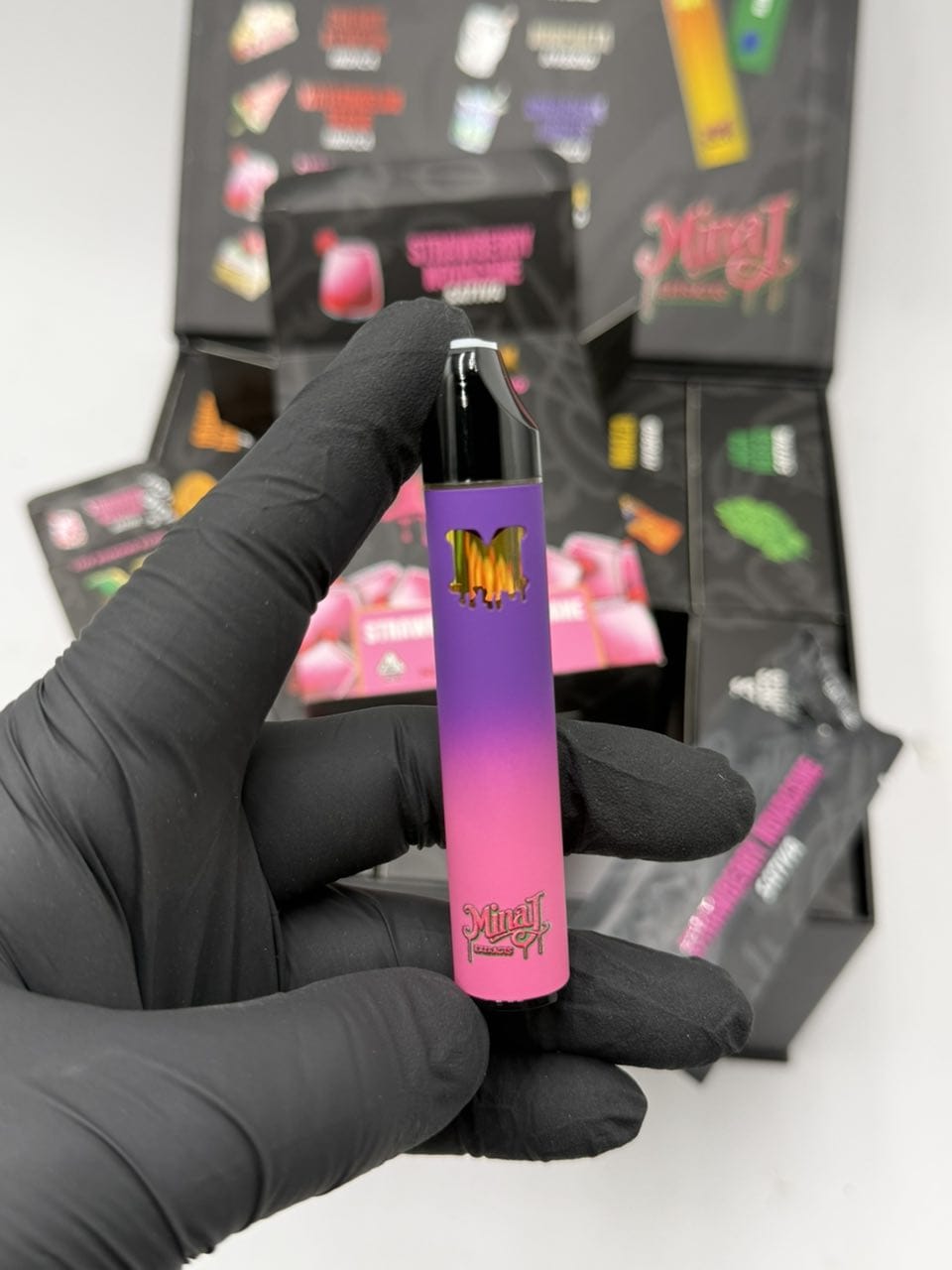 Minaj extracts disposable vape